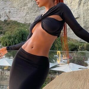 Coperni Black Twist-Front Long Sleeve Cropped Top